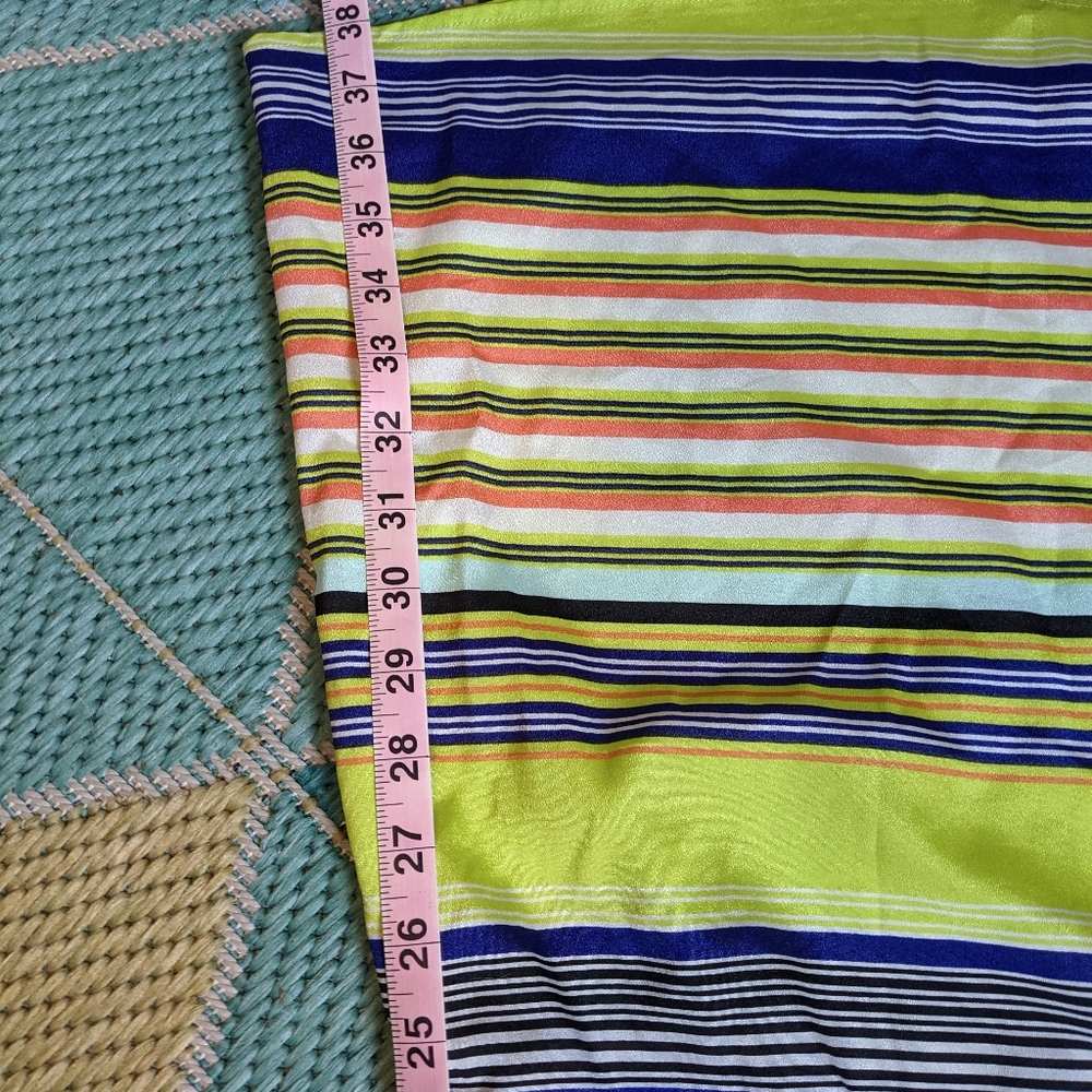 Multi-color medium striped midi-dress (w/pockets) - Picture 3 of 8